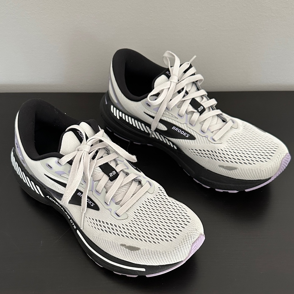 Brooks Adrenaline GTS 23 Gray/Black/Purple - Picture 2 of 9